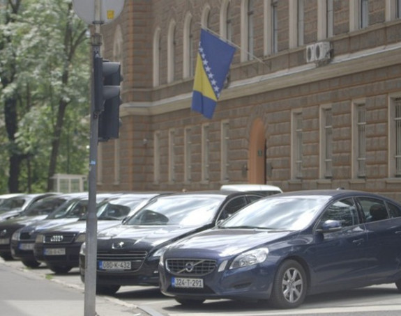 Deset miliona za službena vozila