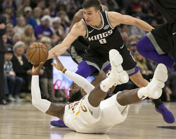 Bogdanović kao Lebron, Kingsi dobili Kavse!