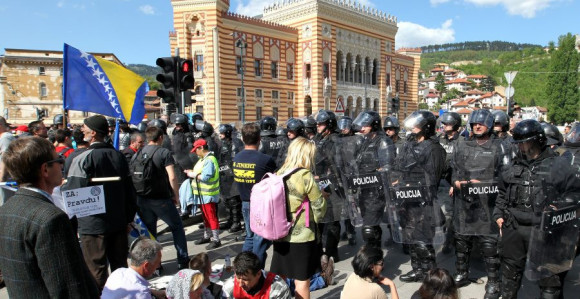 Bliži diktaturi nego demokratiji