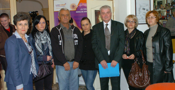 Krajiški nefrolog liječi Lozničane i poezijom