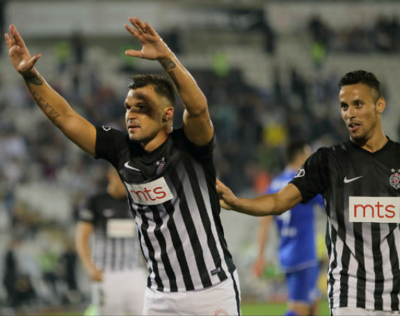 Pet ponuda za Valerija Božinova!