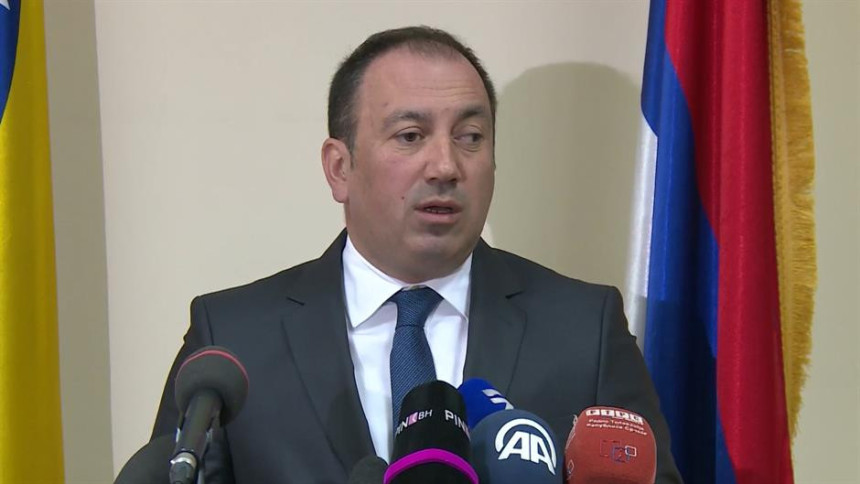 BiH ne smije biti zarobljena