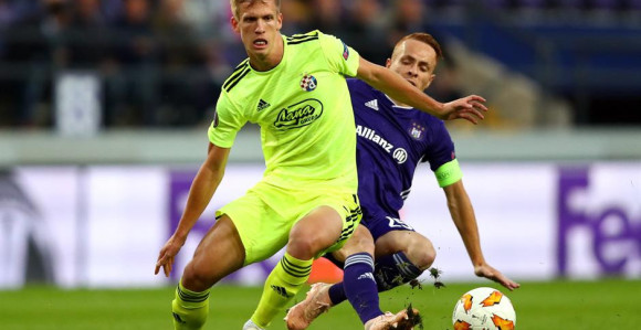 Real i Barsa se bore za Dinamovog Španca!