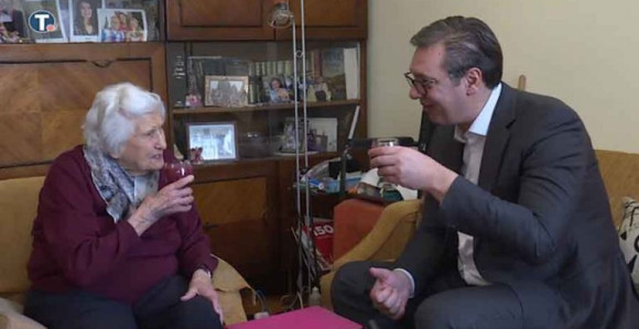 Vučić posjetio najstariju Srpkinju