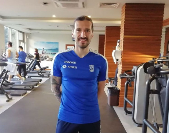 Nikola Vujadinović, čovjek oko kog su se otimali Zvezda i Partizan!