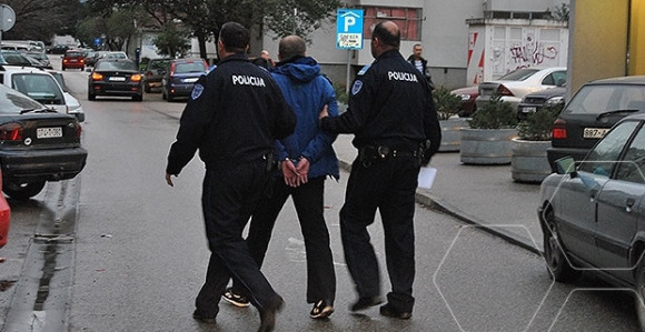 Uhapšena 22 naoružana Čečena