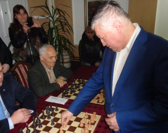 Karpov u Loznici