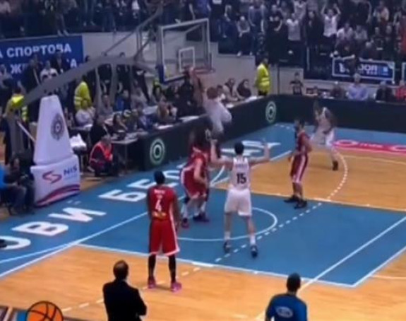 ABA - Kao 80-ih: Partizan oduševio u Hali sportova!