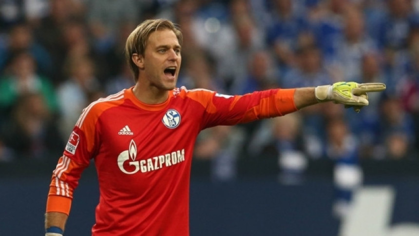 Рекордер Бундеслиге завршио каријеру!