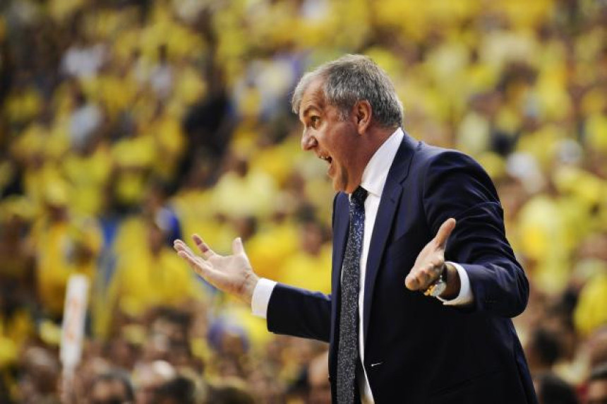 EL: Fener rutinski protiv Himkija!