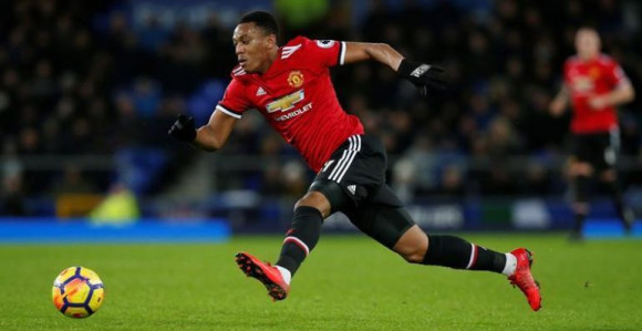 Zamislite napad Dibala, Kosta, Marsijal, Iguain!