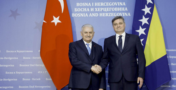 Premijer Jildirim svečano dočekan 