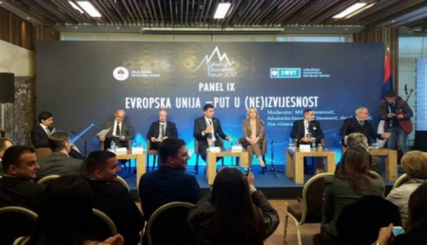 Цвијановићева: Струја јефтинија за 113% 