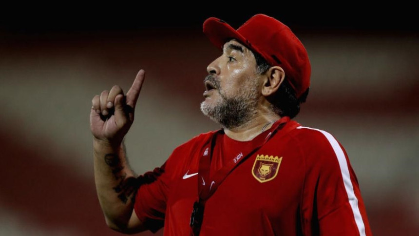 Maradona otišao poslije sezone bez poraza!