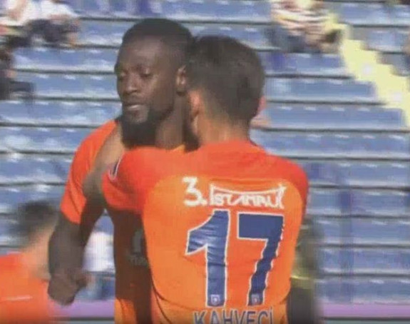 TUR: Višća i Adebajor, čuvari Bašakšehirove nade!