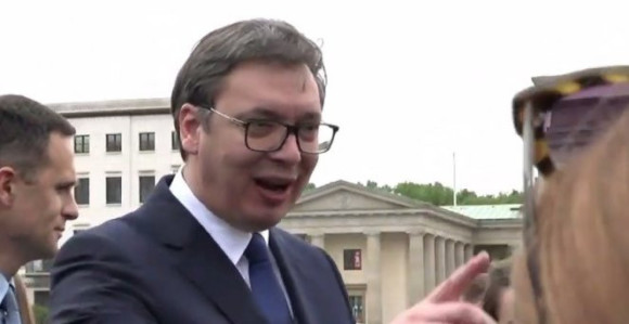 Vučić Albancu: Priština će da igra u srpskoj ligi!