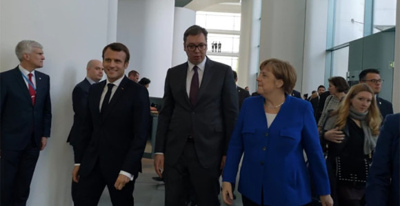 Меркел: Неће бити доношења одлука