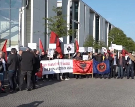  Protest ispred Bundestaga