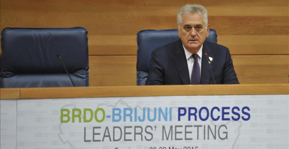 Srbija neće pristupati vojnim savezima