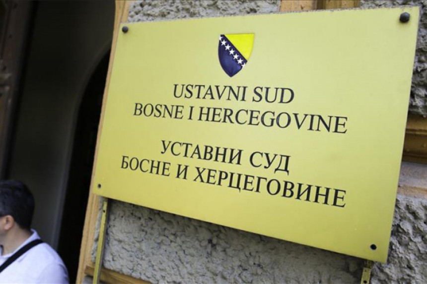 Srbi konačno konstitutivni