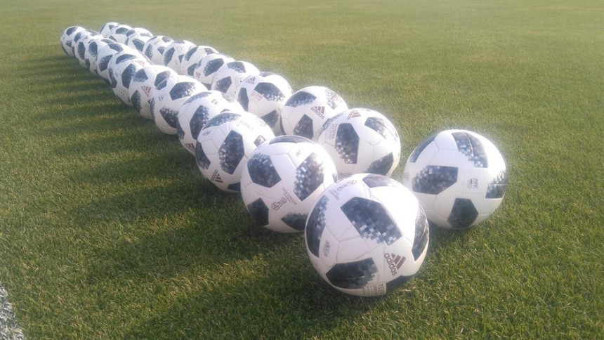 Šta golmani "Orlova" kažu o lopti za Mundijal?