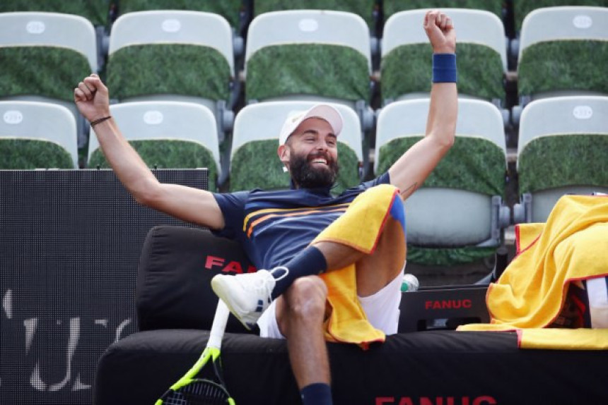 Novak je polomio više reketa od mene!