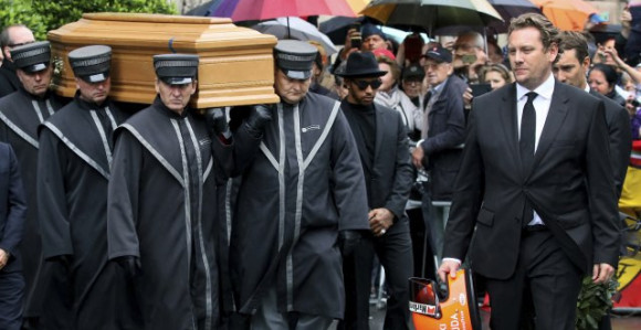 Више хиљада грађана се опростило од Лауде...