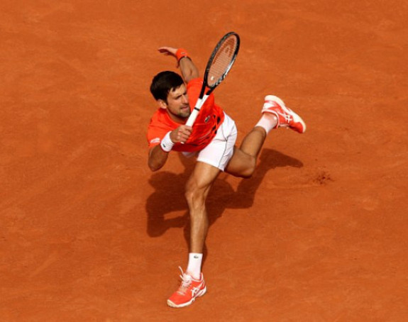 Novak zna da su Rodžer i Rafa popularniji!