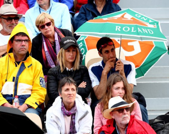RG - Priča: Cafe Paris - Mbapeov poklon Federeru...