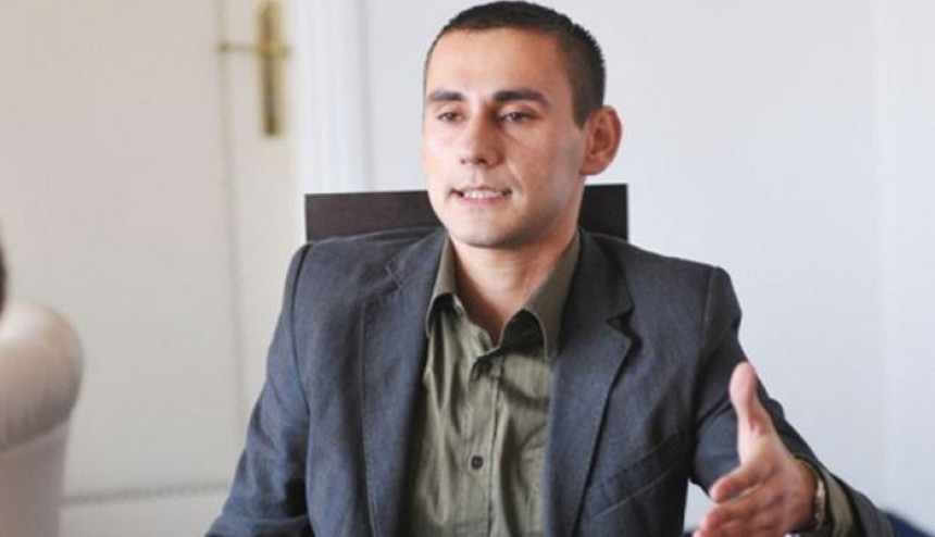 Krajnje sporan spomenik veziru