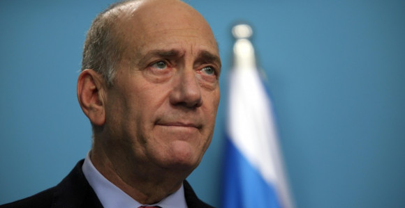 Olmert ranije ide iz zatvora