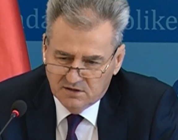 Nema uslova za povećanje plata