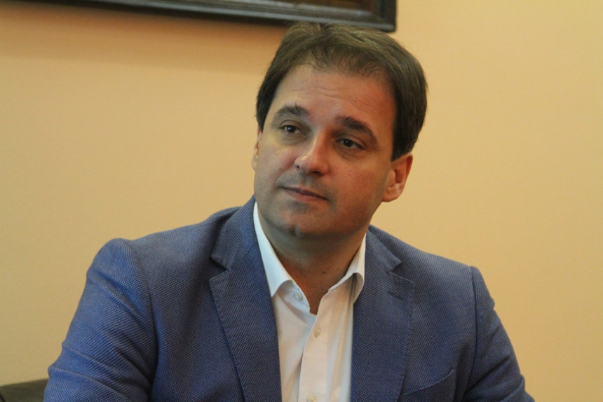 SDS: Ne dijelite ljude u Srpskoj
