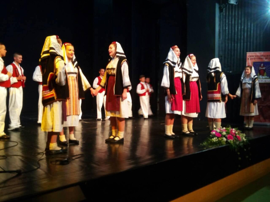 Vidovdanska akademija u Tuzli