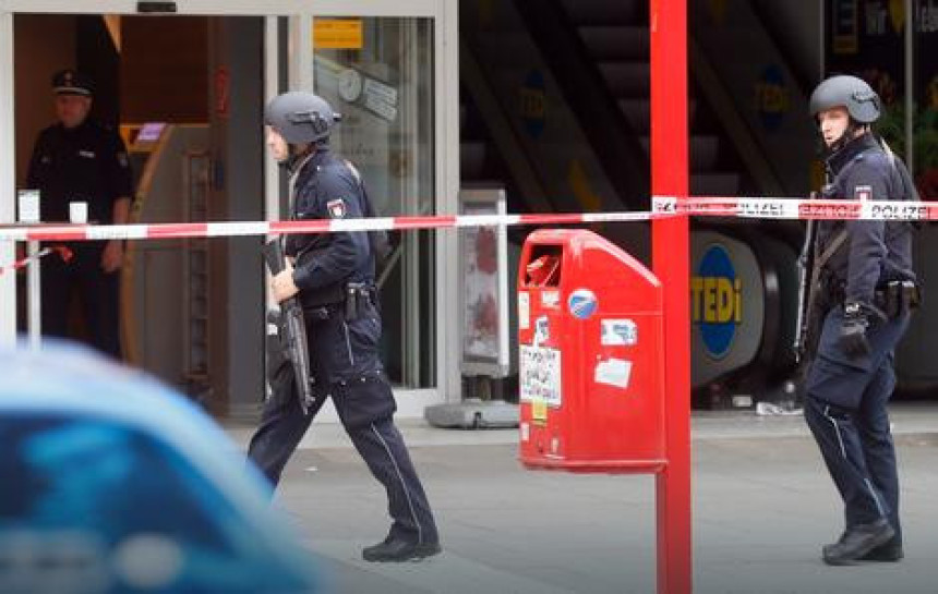 Хамбург: Убиство у супермаркету 