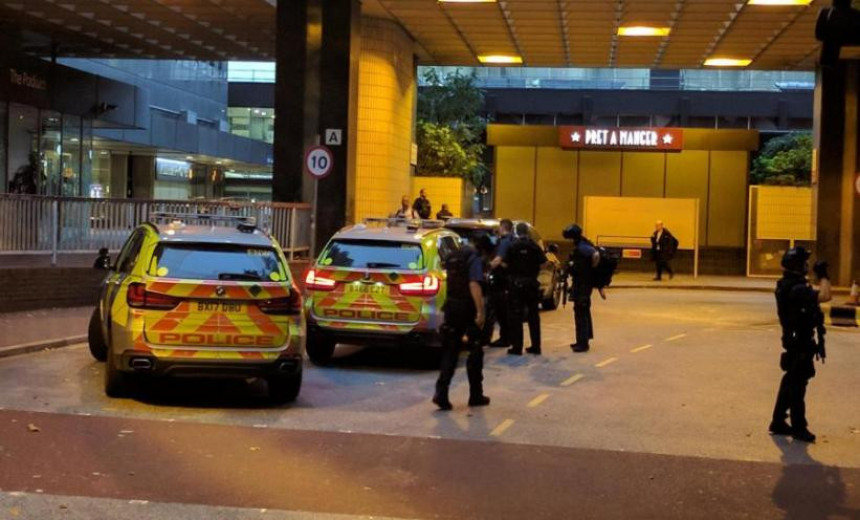 London: Stanica evakuisana