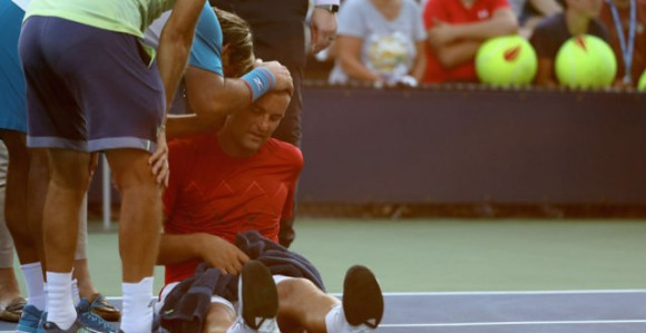 УСО: Врућина "покосила" тенисере!