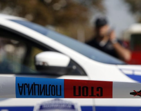 Strašno ubistvo: Muž ispred kuće zadavio suprugu