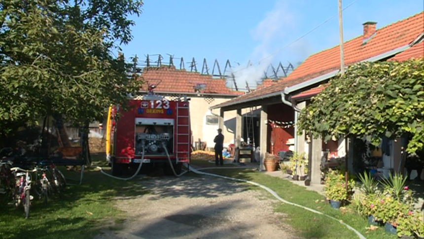 U Brodcu izgorjeli krov štale i stočna hrana 