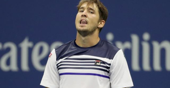 Čengdu: Nervozni Lajović zaustavljen u četvrtfinalu!