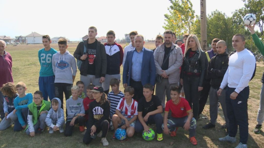 Ledinci: Mladi su naša budućnost