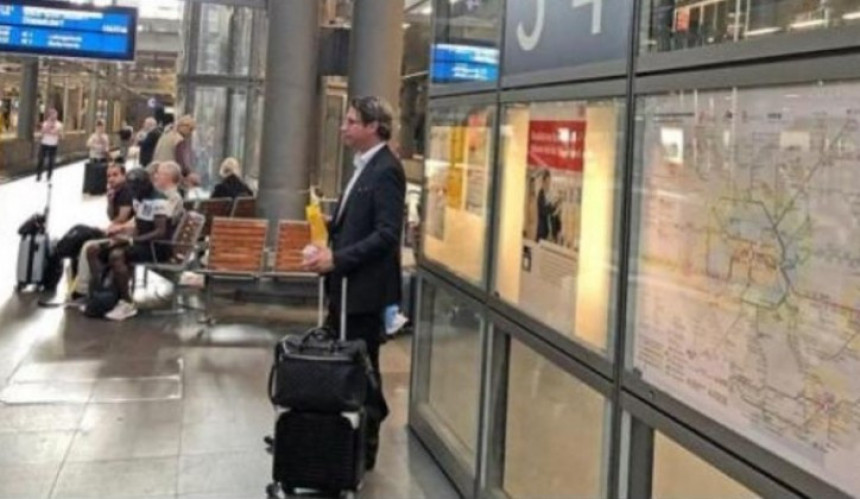 БиХ и Њемачка: Министар чека воз