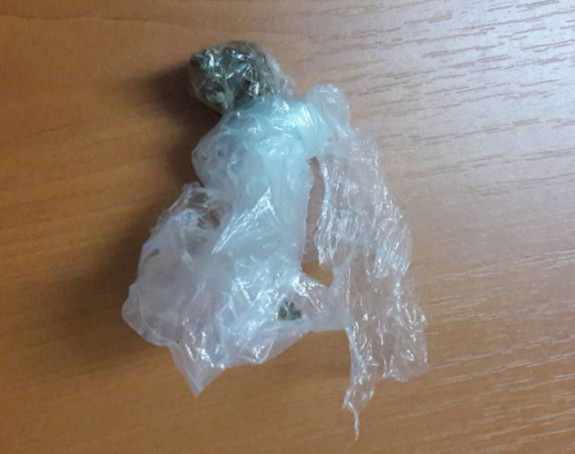 Uhapšen zbog prodaje droge