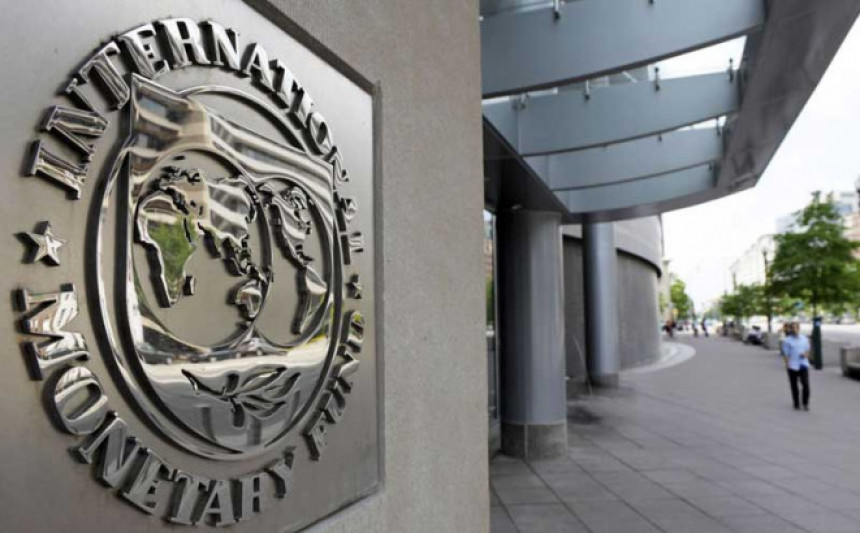 Srbija i MMF dogovorili povećanje plata