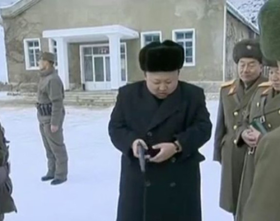 Kim Džong Un kao akcioni heroj