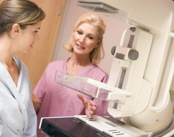 Хирурзи: Мамографија је штетна за жене