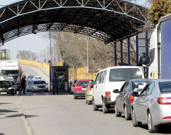 Na prelazima čekanja do 60 min.  