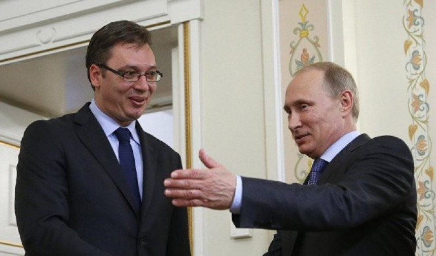 Putin ordenom odlikovao Vučića