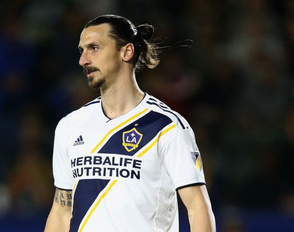 Видео - Плачу и највећи: Ибрахимовић у сузама!