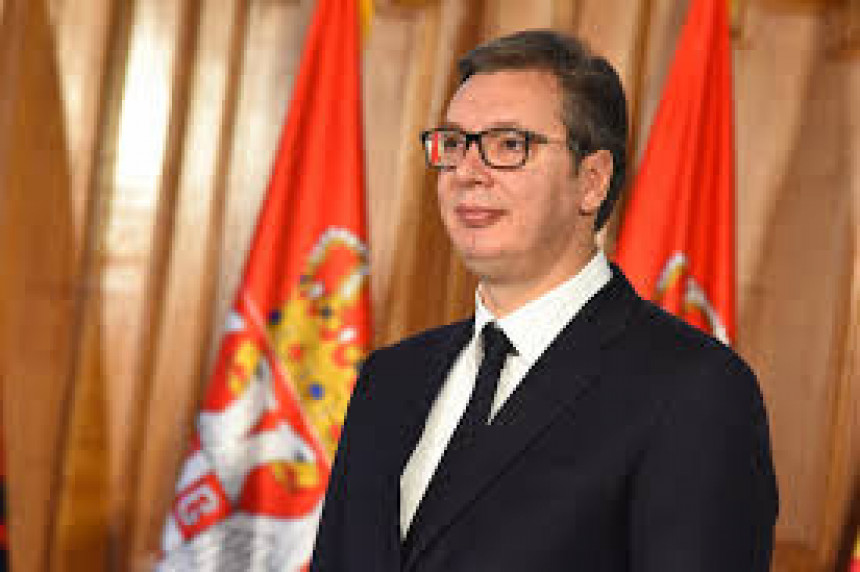 Vučić se sastao sa Junkerom i Hanom u Briselu